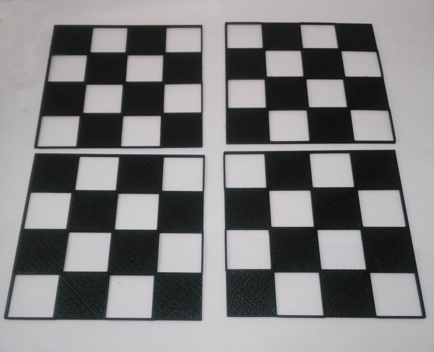 Chess Set Bauhaus Model 1924 Minimalist Chess Set with Compact 4 Piece Board